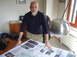 Roberto della Rovere nel suo ufficio in sede a Solaro